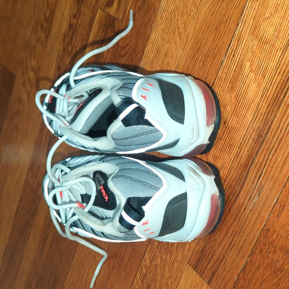 Nike sneakers - Picture 3 of 4